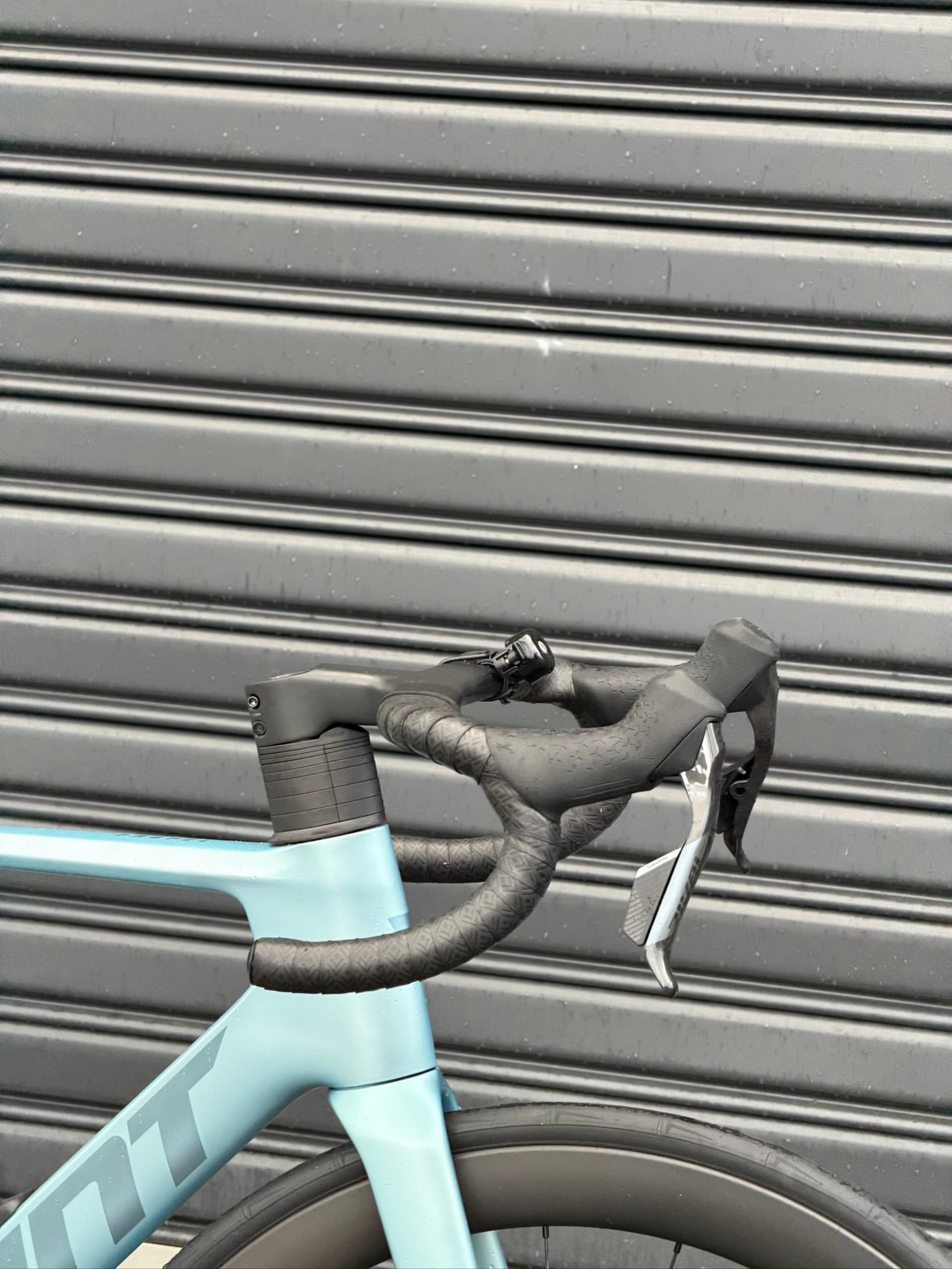 2027 Giant Propel Advanced Pro 1