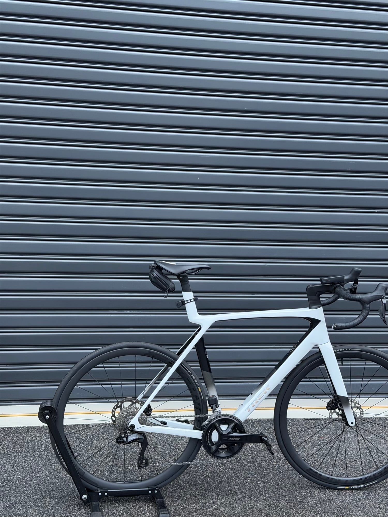 Trek Madone SL6 2025
