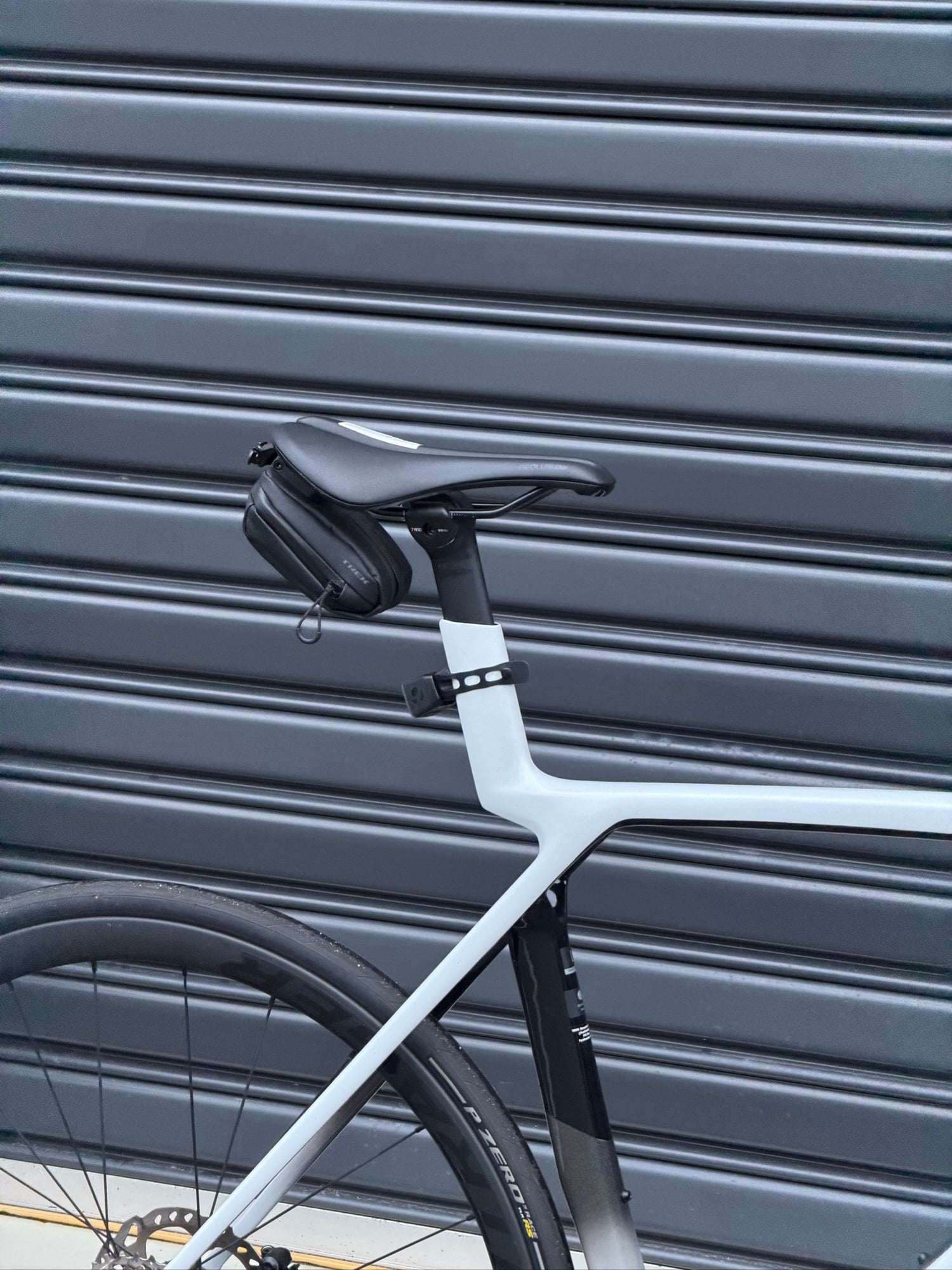 Trek Madone SL6 2025