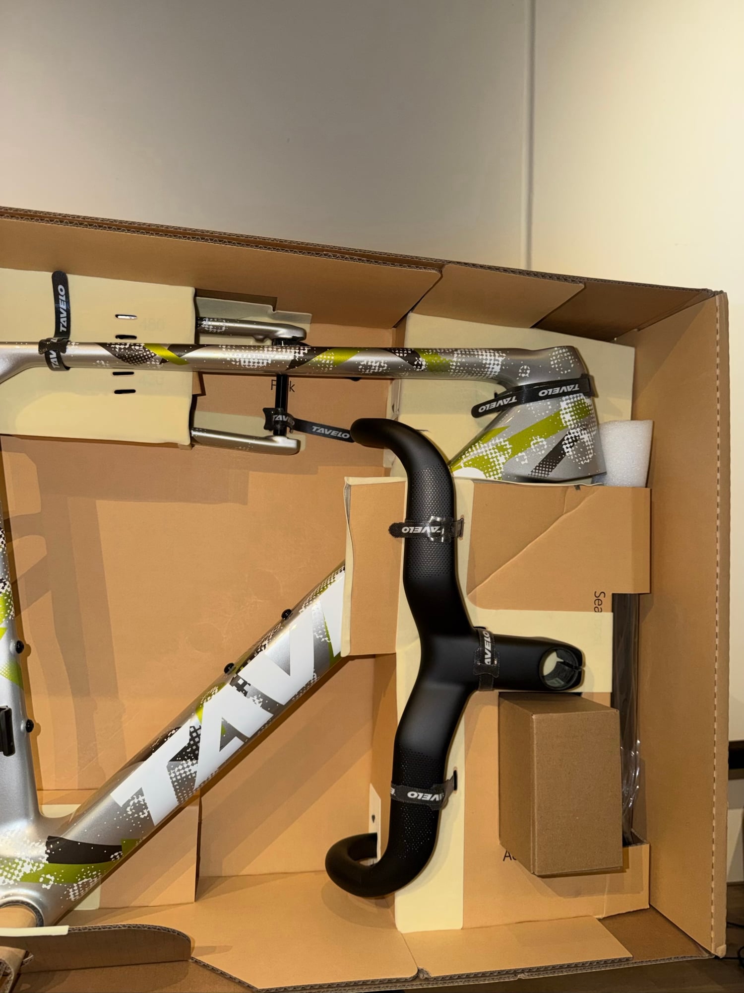 Tavelo Arden Frameset