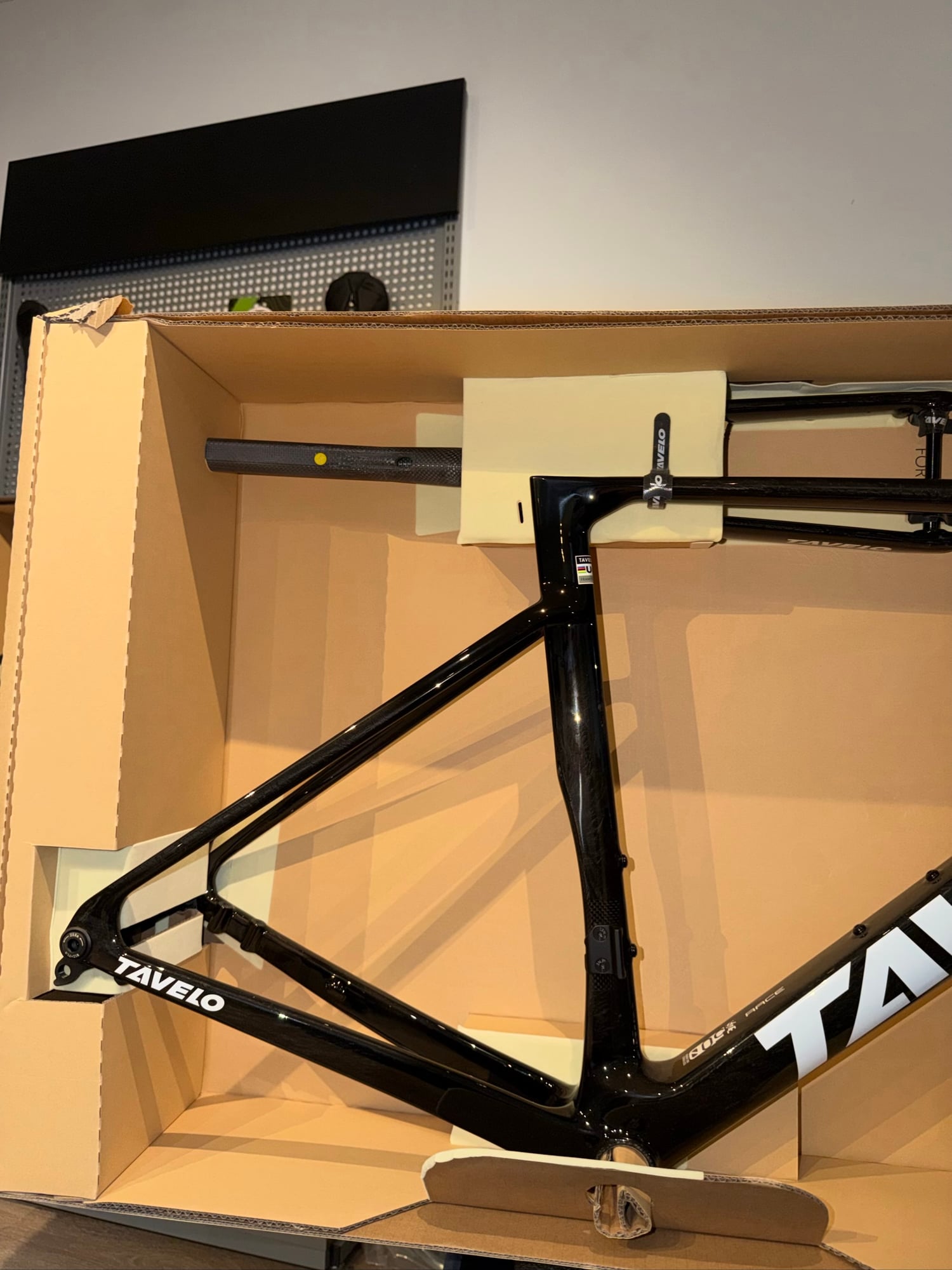Tavelo Arden Frameset